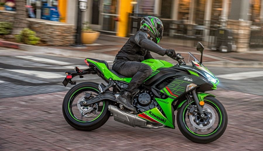 Kawasaki Ninja 650, Vulcan S Get Discounts Of Up To Rs. 60,000 Kawasaki Ninja 650, Vulcan S Get Discounts Of Up To Rs. 60,000