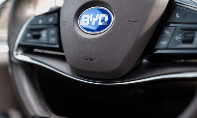 BYD will launch its cars in Mexico next year, with a sales target of up to 30,000 vehicles in 2024.