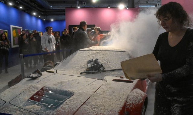 Flour Thrown At Warhol Car In Milan Climate Change Protest Flour Thrown At Warhol Car In Milan Climate Change Protest