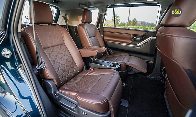 Cars In India With Captain Seats Under Rs 25 Lakh Cars In India With Captain Seats Under Rs 25 Lakh