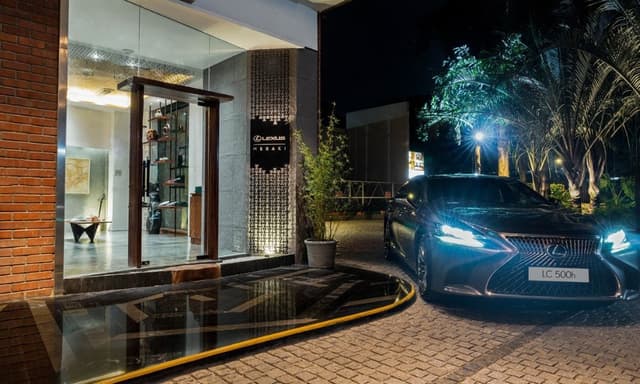 Lexus India establishes its footprint in 13 cities with 15 guest touch points across India.