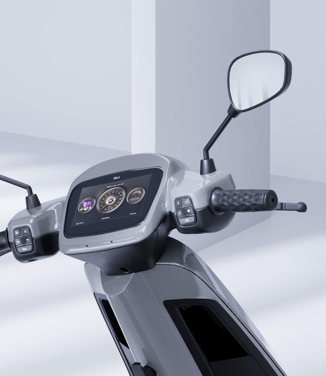 Ola Electric rolled out its proprietary MoveOS 3 software for all its scooters nationwide. With the coming of the new update, Ola scooters get up to 50 new features along with improvements in performance. 