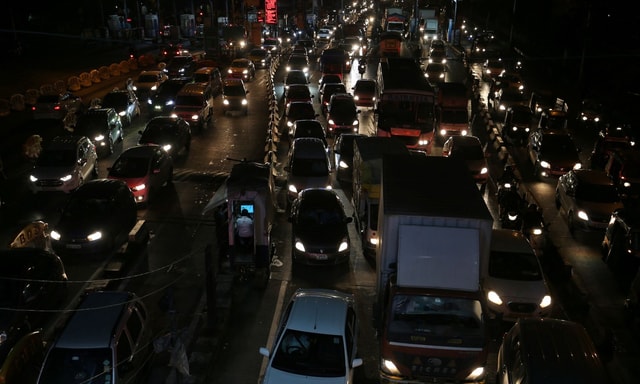 India November Auto Sales: Car, Tractor, Truck Sales Rise India November Auto Sales: Car, Tractor, Truck Sales Rise