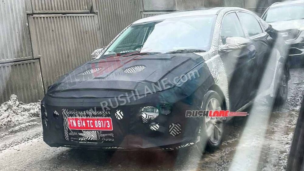 Next-Gen Hyundai Verna Spied Again; New Interior Details Revealed Next-Gen Hyundai Verna Spied Again; New Interior Details Revealed