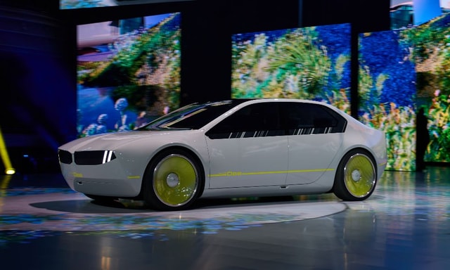 CES 2023: BMW i Vision Dee Packs In On-Board Augmented Reality Tech CES 2023: BMW i Vision Dee Packs In On-Board Augmented Reality Tech