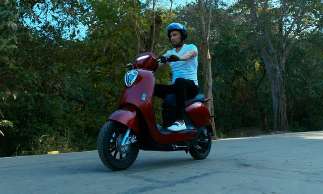 Auto Expo 2023: Liger Mobility Unveils World’s First Self-Balancing Scooters Auto Expo 2023: Liger Mobility Unveils World’s First Self-Balancing Scooters