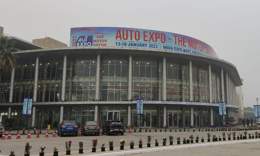 Auto Expo 2023 Day 2 Live Updates: Launches, Showcases, & More