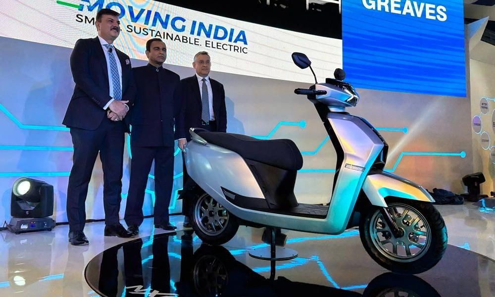 Auto Expo 2023: Ampere NXU, NXG e-Scooter Concepts Revealed Auto Expo 2023: Ampere NXU, NXG e-Scooter Concepts Revealed