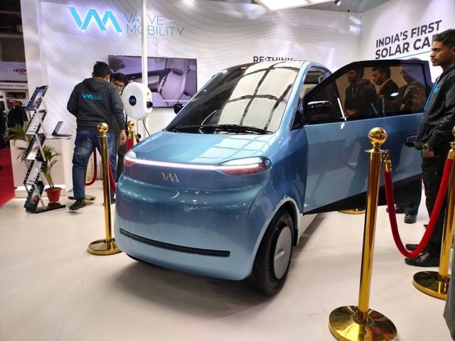 The Vayve Eva gets a 14 kWh battery pack which can be charged using a charging socket, or the solar panels on its roof.