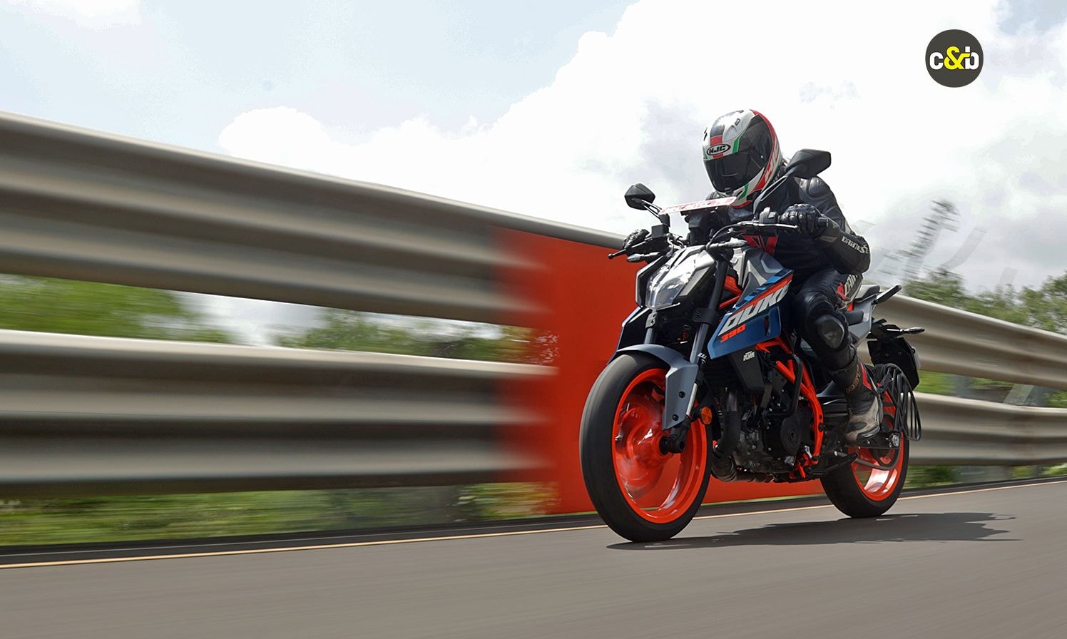 2024 KTM 390 Duke Review: Orange Fever 2024 KTM 390 Duke Review: Orange Fever