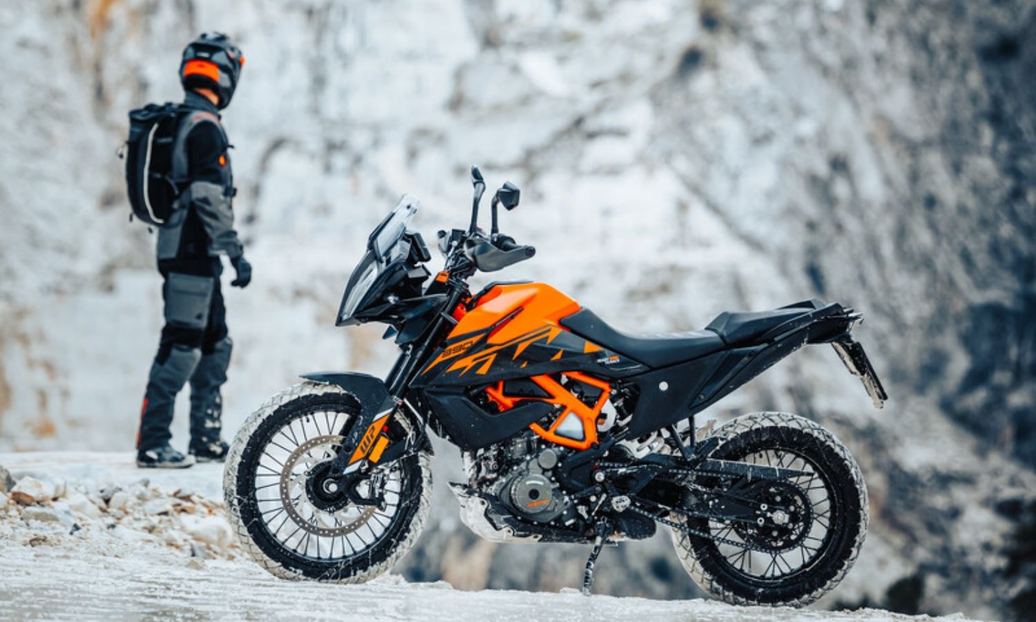 2023 KTM 390 Adventure Unveiled; Gets Spoked Wheels & A New Livery 2023 KTM 390 Adventure Unveiled; Gets Spoked Wheels & A New Livery