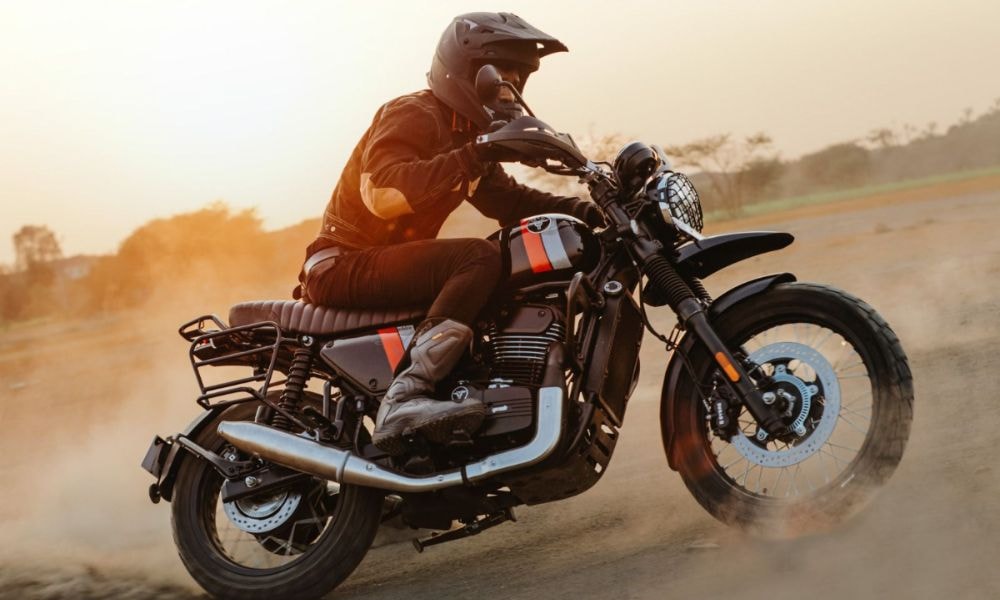 Yezdi Scrambler And Adventure Bikes Receive New Colour Options Yezdi Scrambler And Adventure Bikes Receive New Colour Options