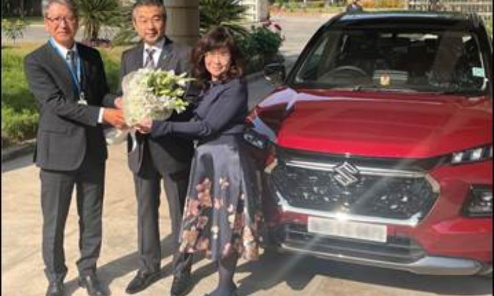Maruti Suzuki Delivers Grand Vitara Compact SUV To The Ambassador of Japan To India Maruti Suzuki Delivers Grand Vitara Compact SUV To The Ambassador of Japan To India