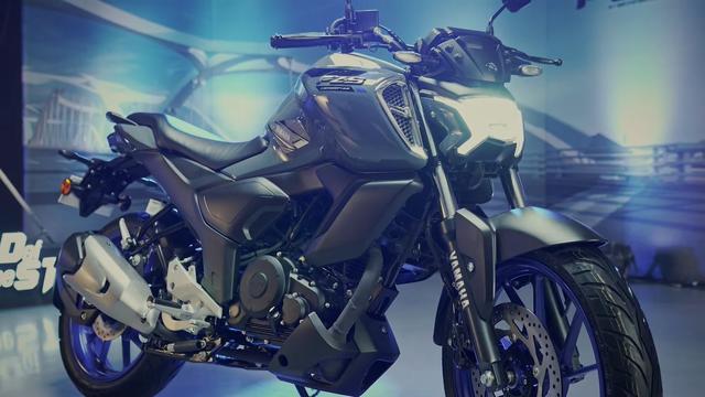 2023 Yamaha FZ-S Fi Version 4.0 DLX: Everything That’s New