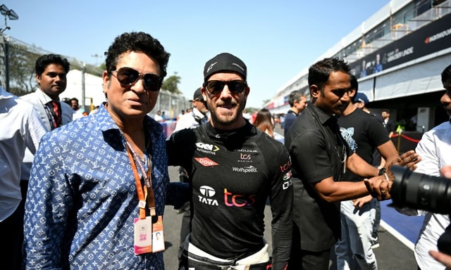 Sachin Tendulkar & Shikhar Dhawan To Nagarjuna: Celebrities At The Hyderabad Formula E Race Sachin Tendulkar & Shikhar Dhawan To Nagarjuna: Celebrities At The Hyderabad Formula E Race