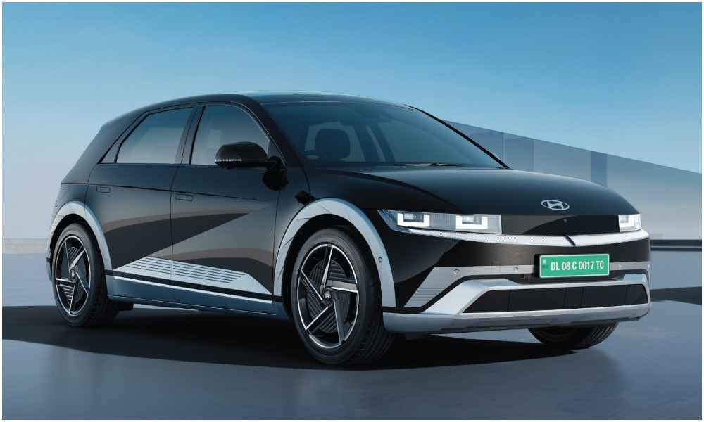 Hyundai Ioniq 5 Facelift Launched At Rs 55.70 Lakh; Range Rises To 690 KM Hyundai Ioniq 5 Facelift Launched At Rs 55.70 Lakh; Range Rises To 690 KM