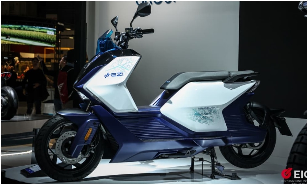 Keeway Hypevolt-R Launched In India At Rs 1.99 Lakh: 5 kWh Battery, 14-Inch Wheels, ABS And More Keeway Hypevolt-R Launched In India At Rs 1.99 Lakh: 5 kWh Battery, 14-Inch Wheels, ABS And More
