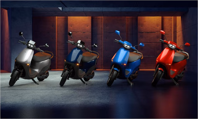 Ola Electric Shifts To Dealer-Led Retail Model After Five Years Of Company-Owned Stores Ola Electric Shifts To Dealer-Led Retail Model After Five Years Of Company-Owned Stores