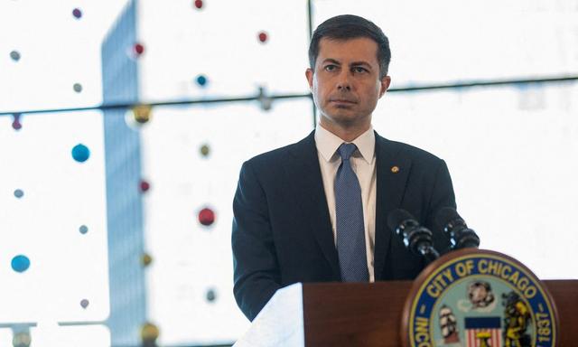 U.S. Lawmakers Want Buttigieg To Speed Deployment Of Connected Vehicles