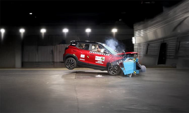 Mahindra XUV 3XO Mahindra XUV 3XO