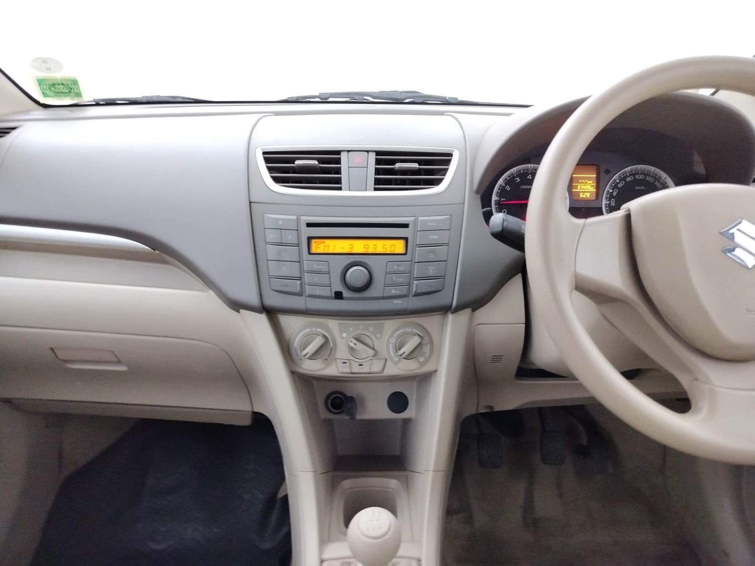 Ertiga image 13 Ertiga image 13