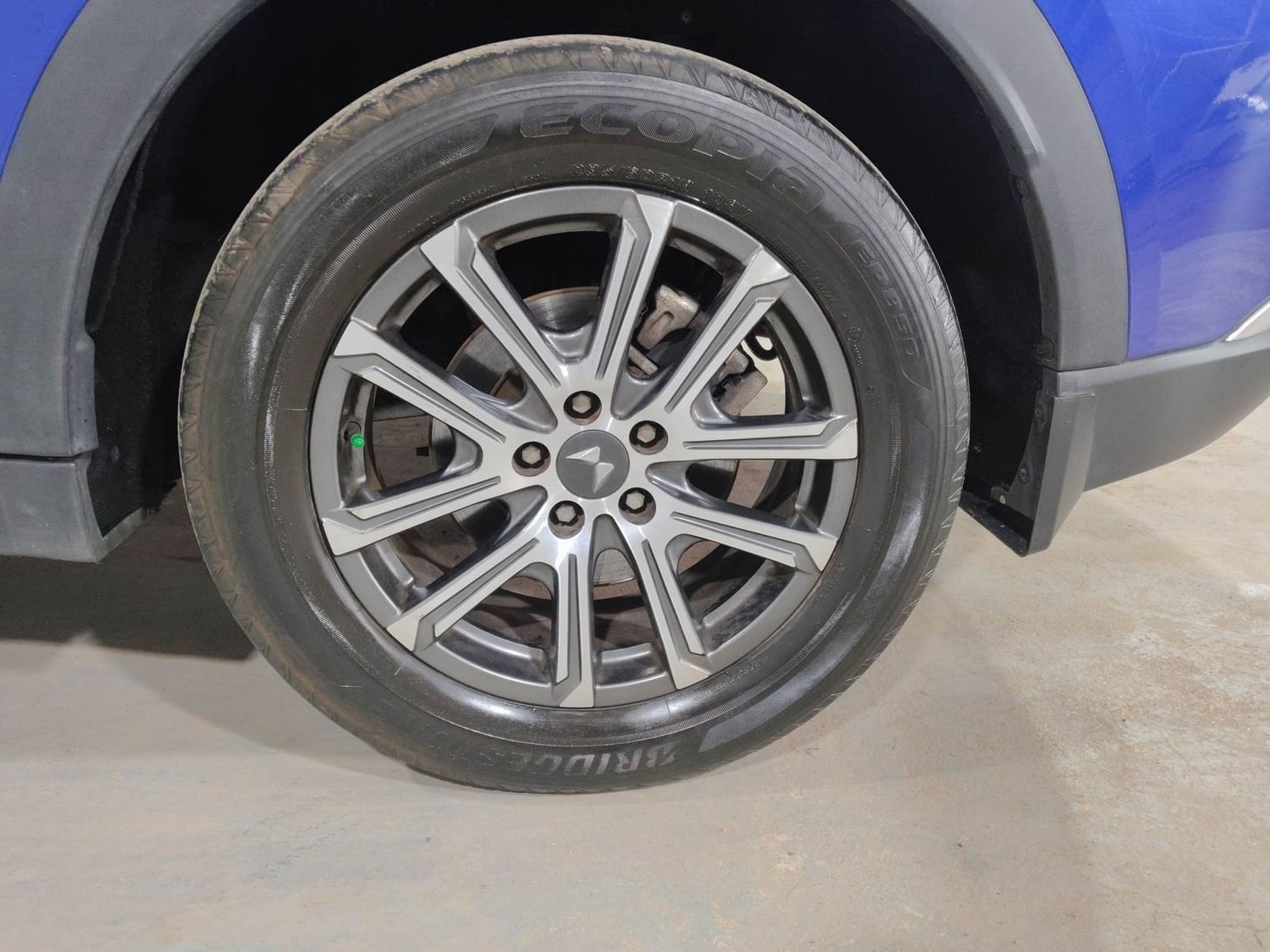 XUV700 image 35 XUV700 image 35