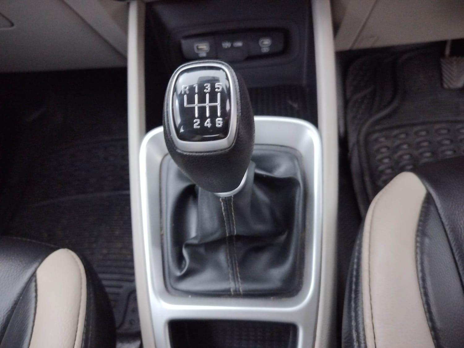 Used 2022 Hyundai Venue Used 2022 Hyundai Venue