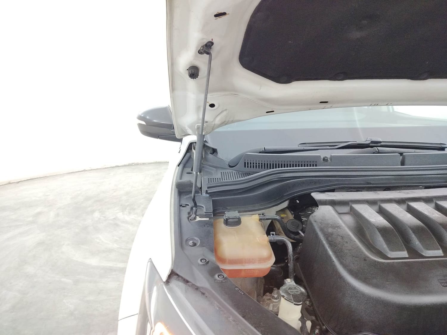 XUV700 image 31 XUV700 image 31