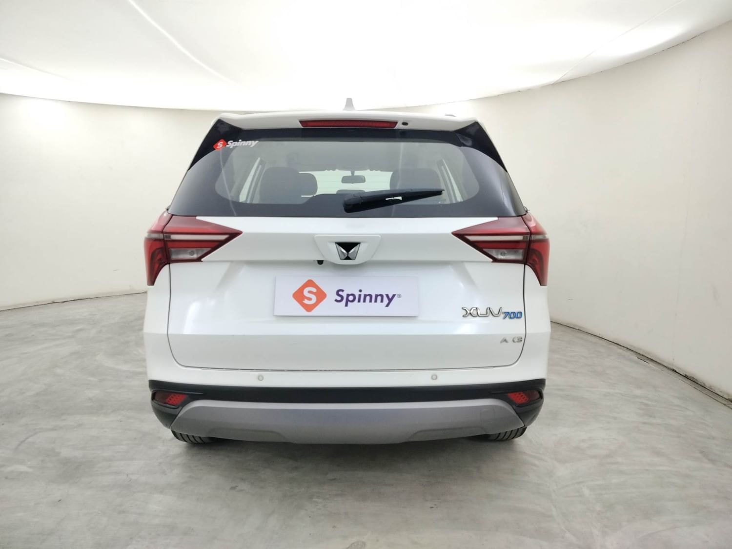 XUV700 image 4 XUV700 image 4