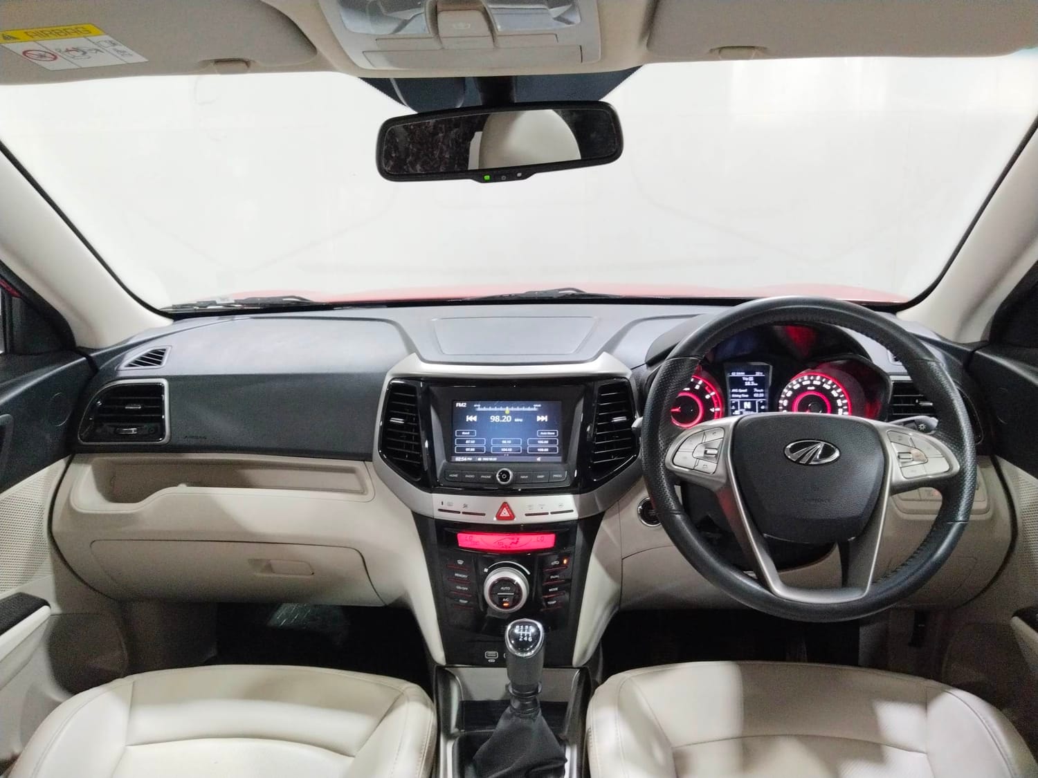 XUV300 image 12 XUV300 image 12