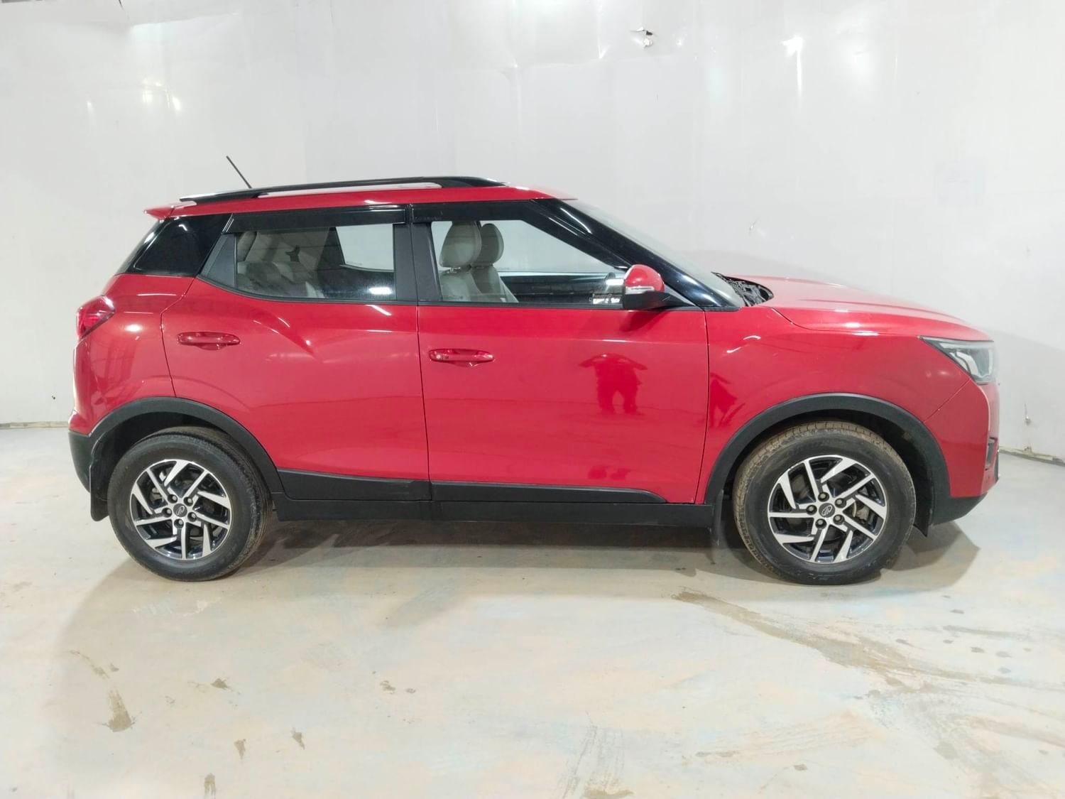 XUV300 image 6 XUV300 image 6