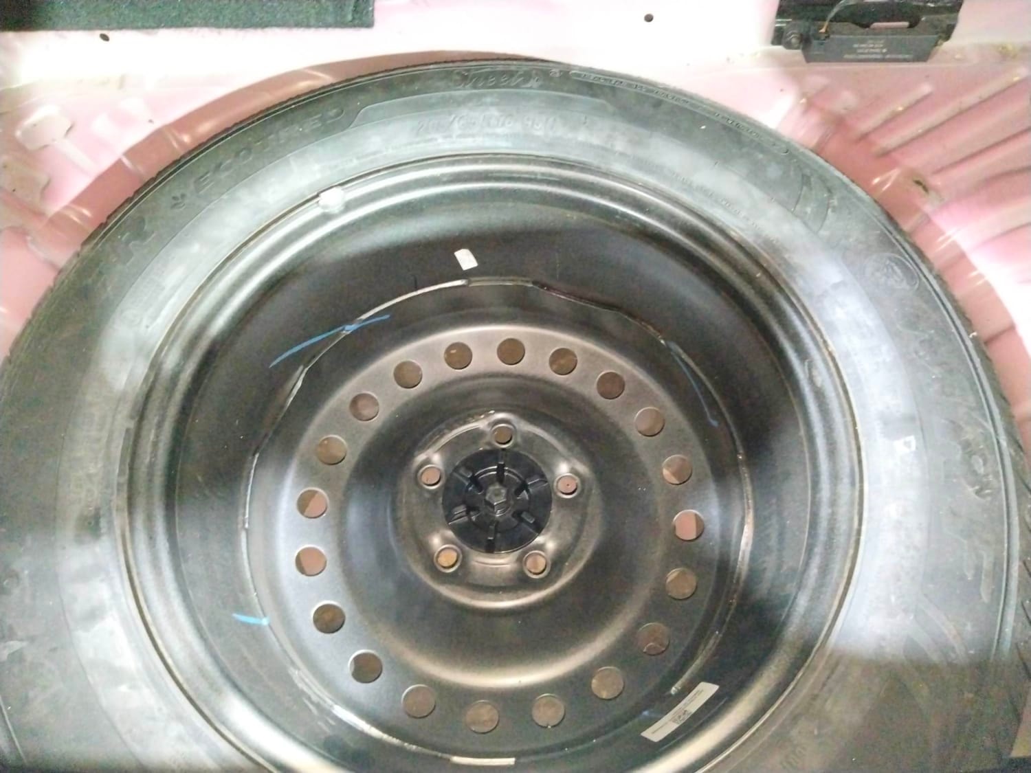 XUV300 image 40 XUV300 image 40