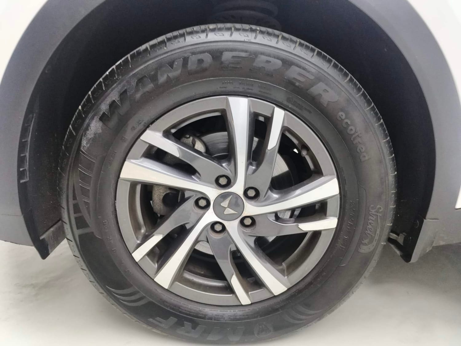 XUV700 image 34 XUV700 image 34