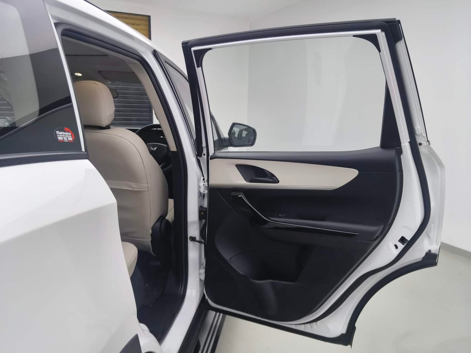 XUV700 image 20 XUV700 image 20