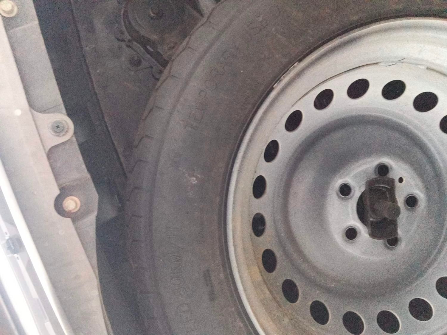 XUV700 image 40 XUV700 image 40