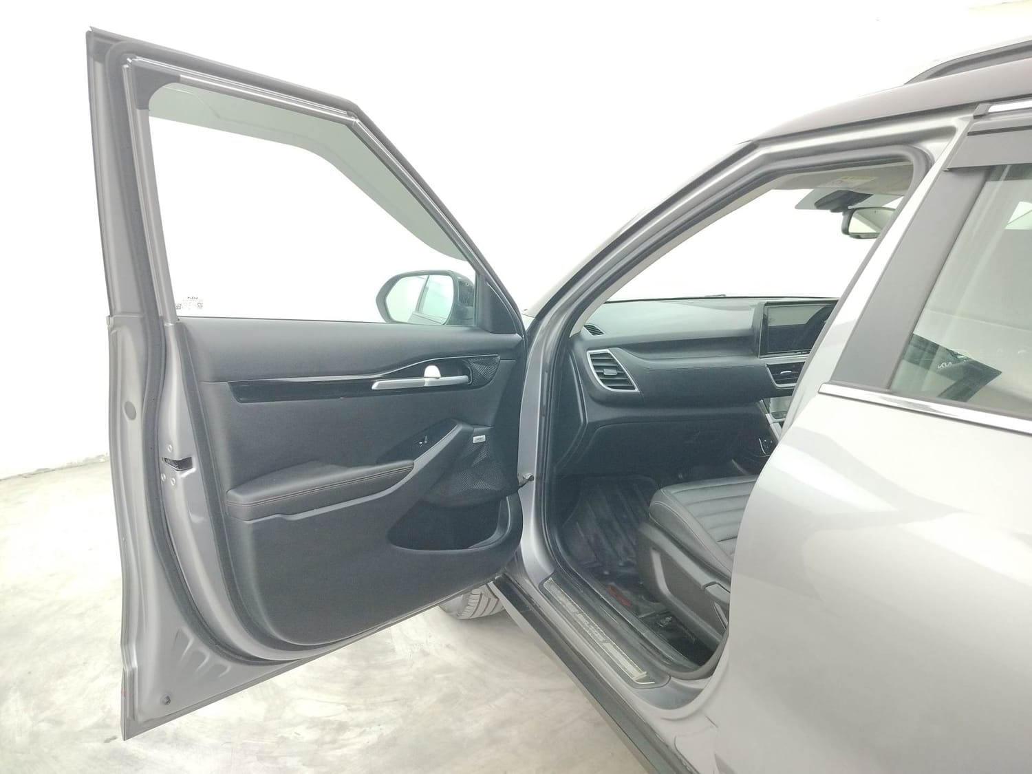 Seltos image 21 Seltos image 21