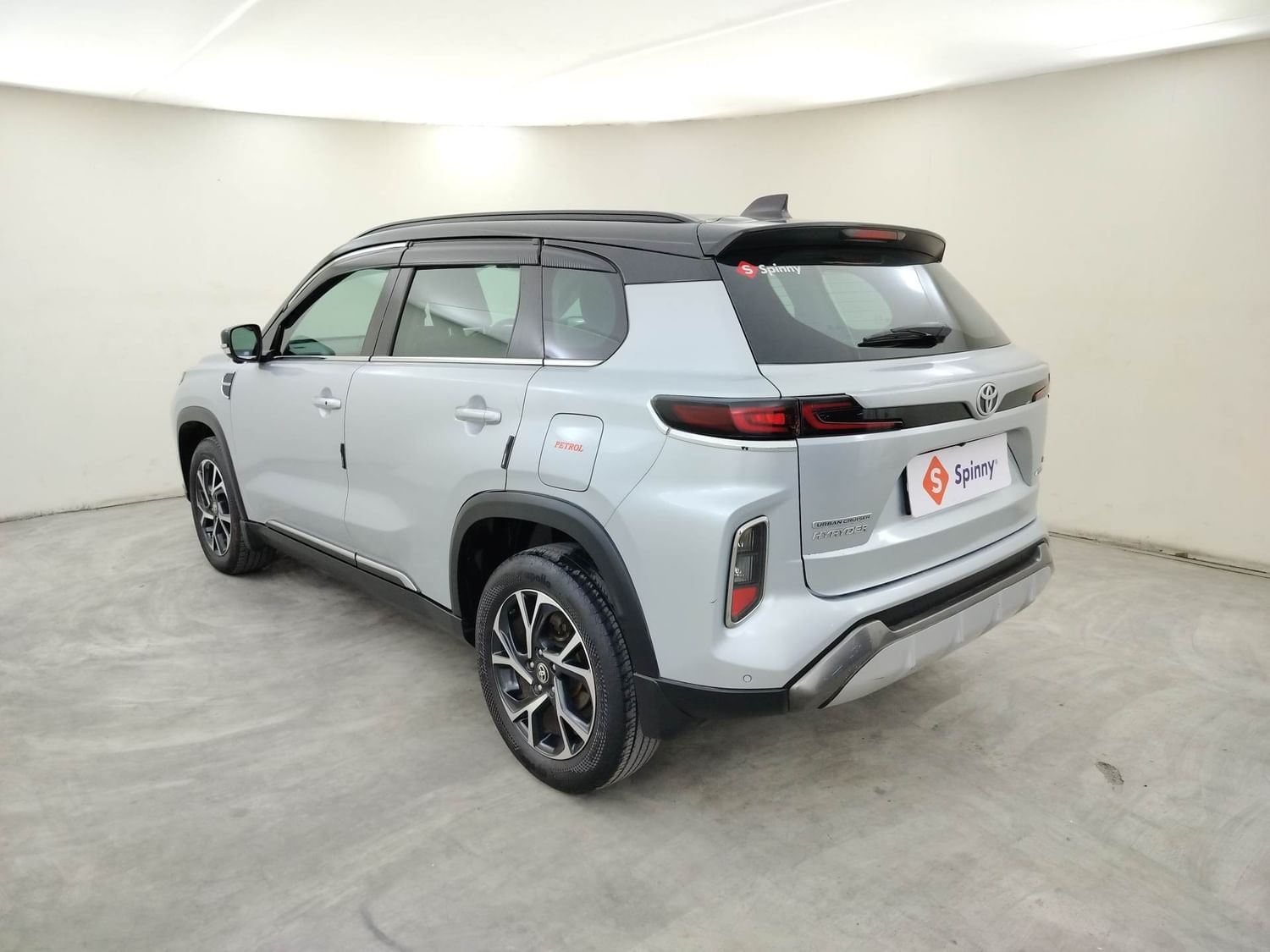 Urban Cruiser Hyryder image 3 Urban Cruiser Hyryder image 3