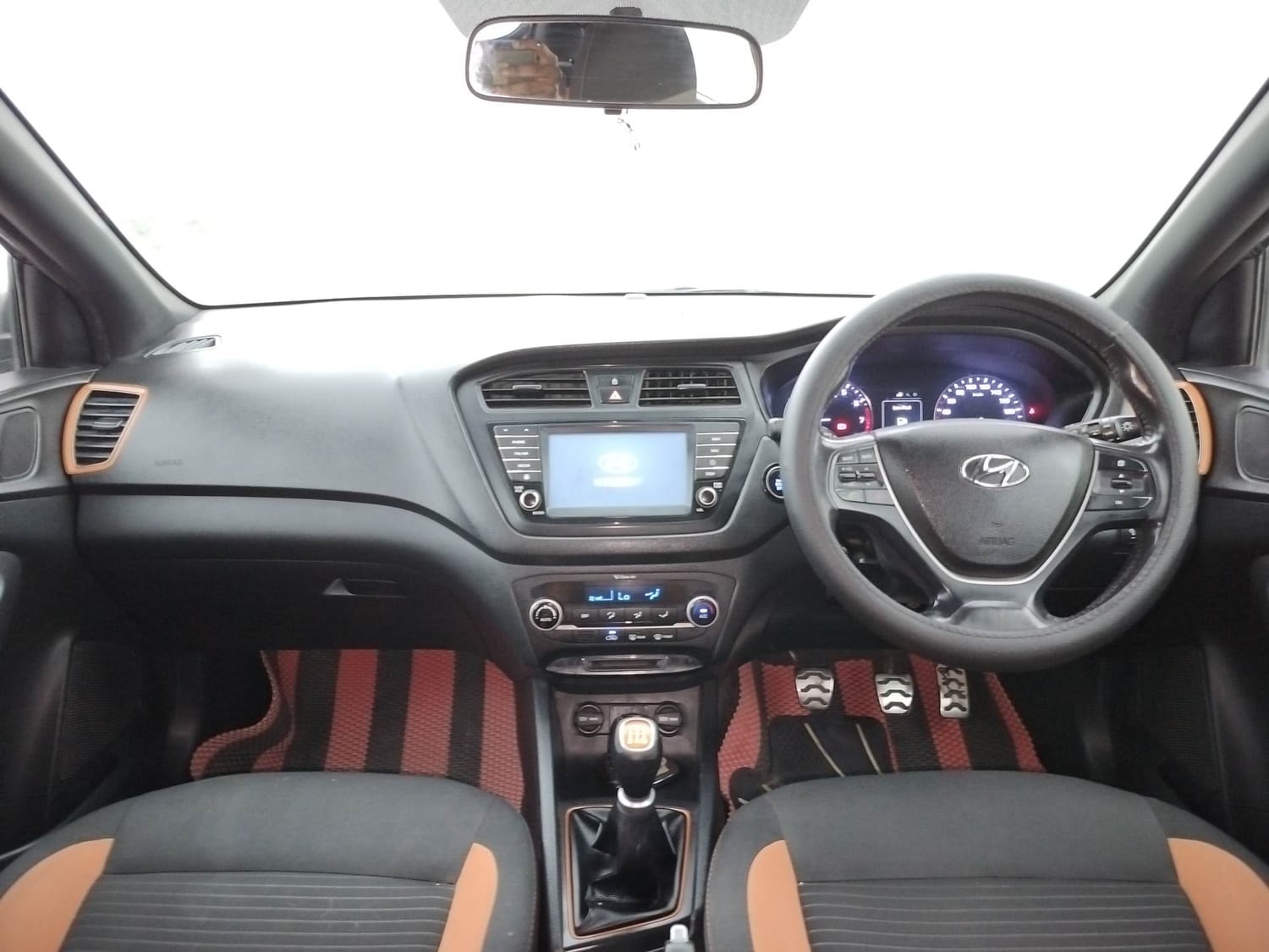 i20 Active image 12 i20 Active image 12