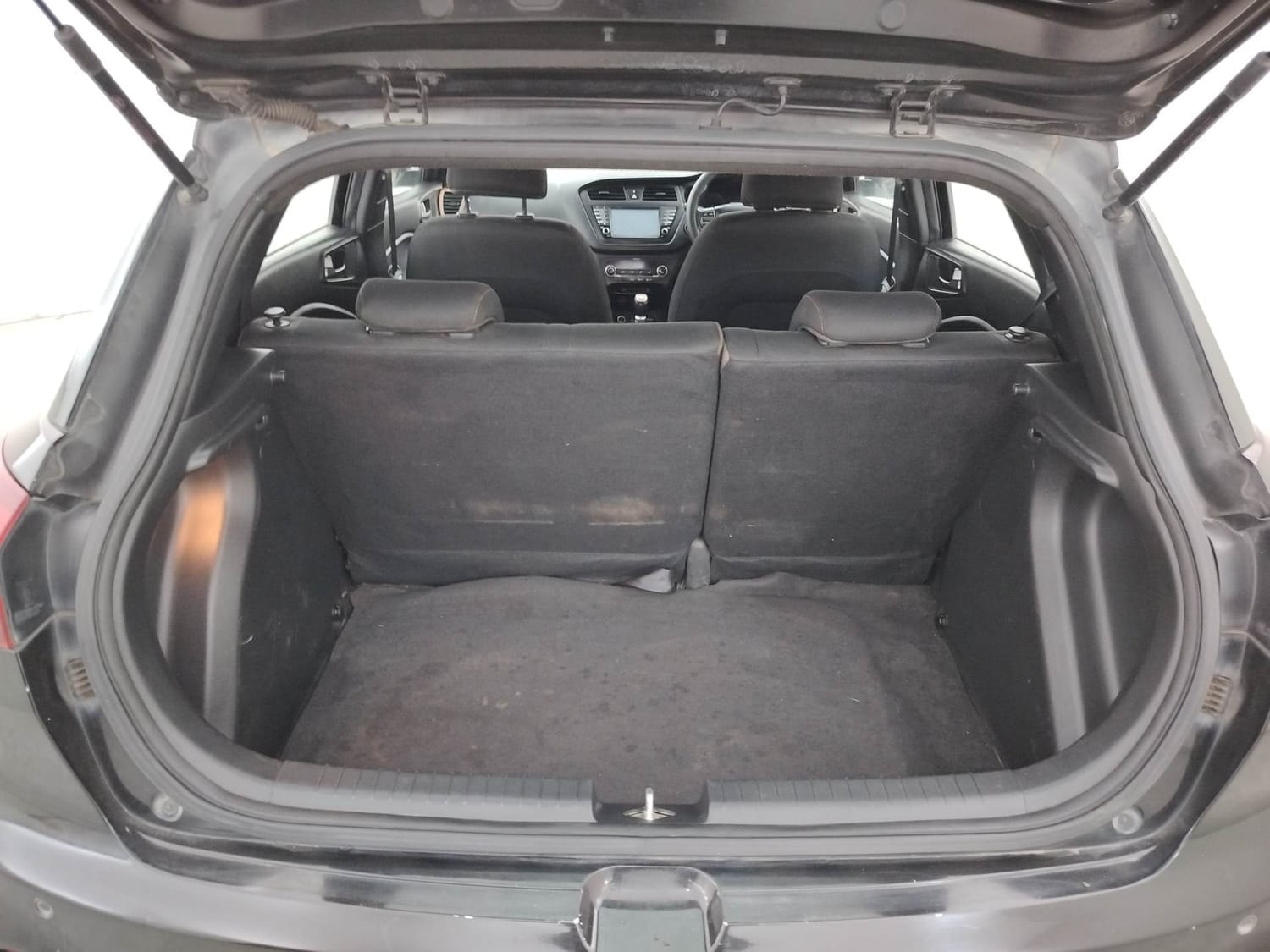 i20 Active image 25 i20 Active image 25