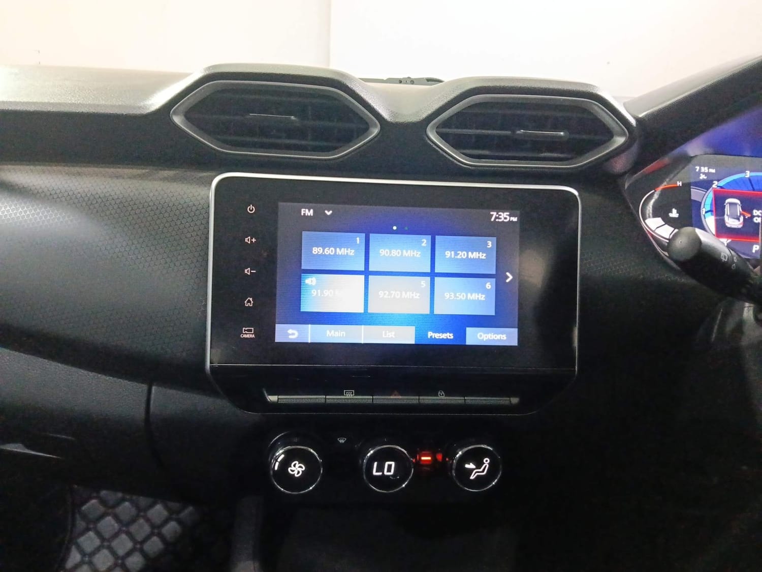 Used 2021 Nissan Magnite Used 2021 Nissan Magnite