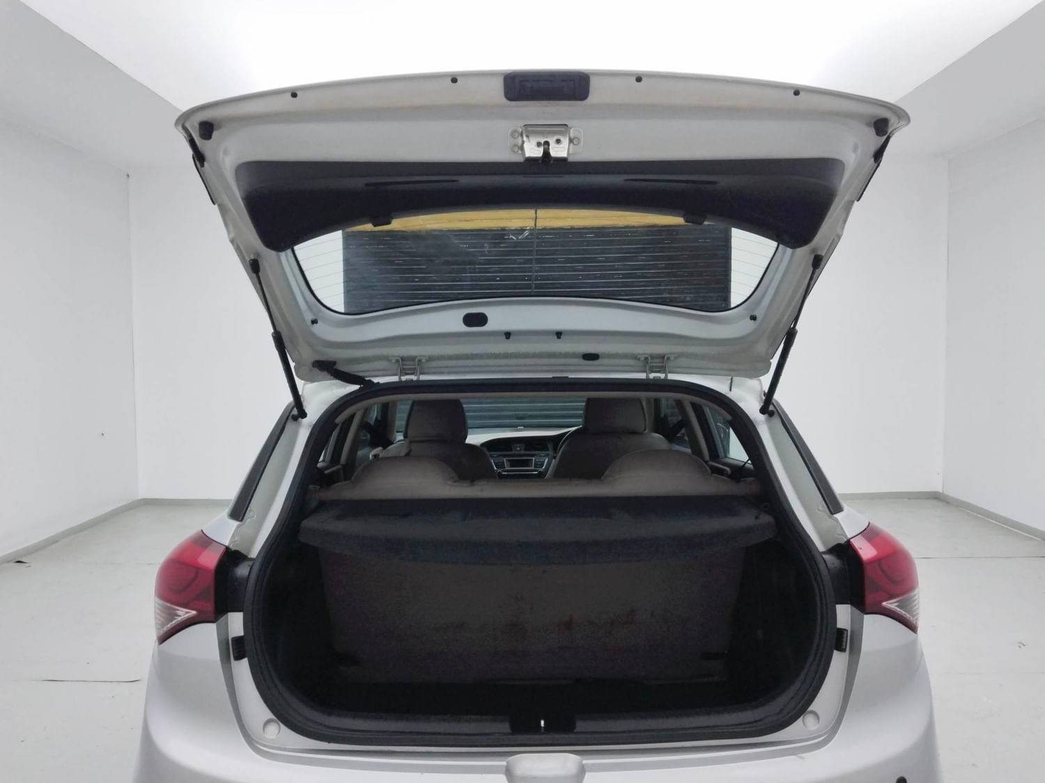 Elite i20 image 24 Elite i20 image 24