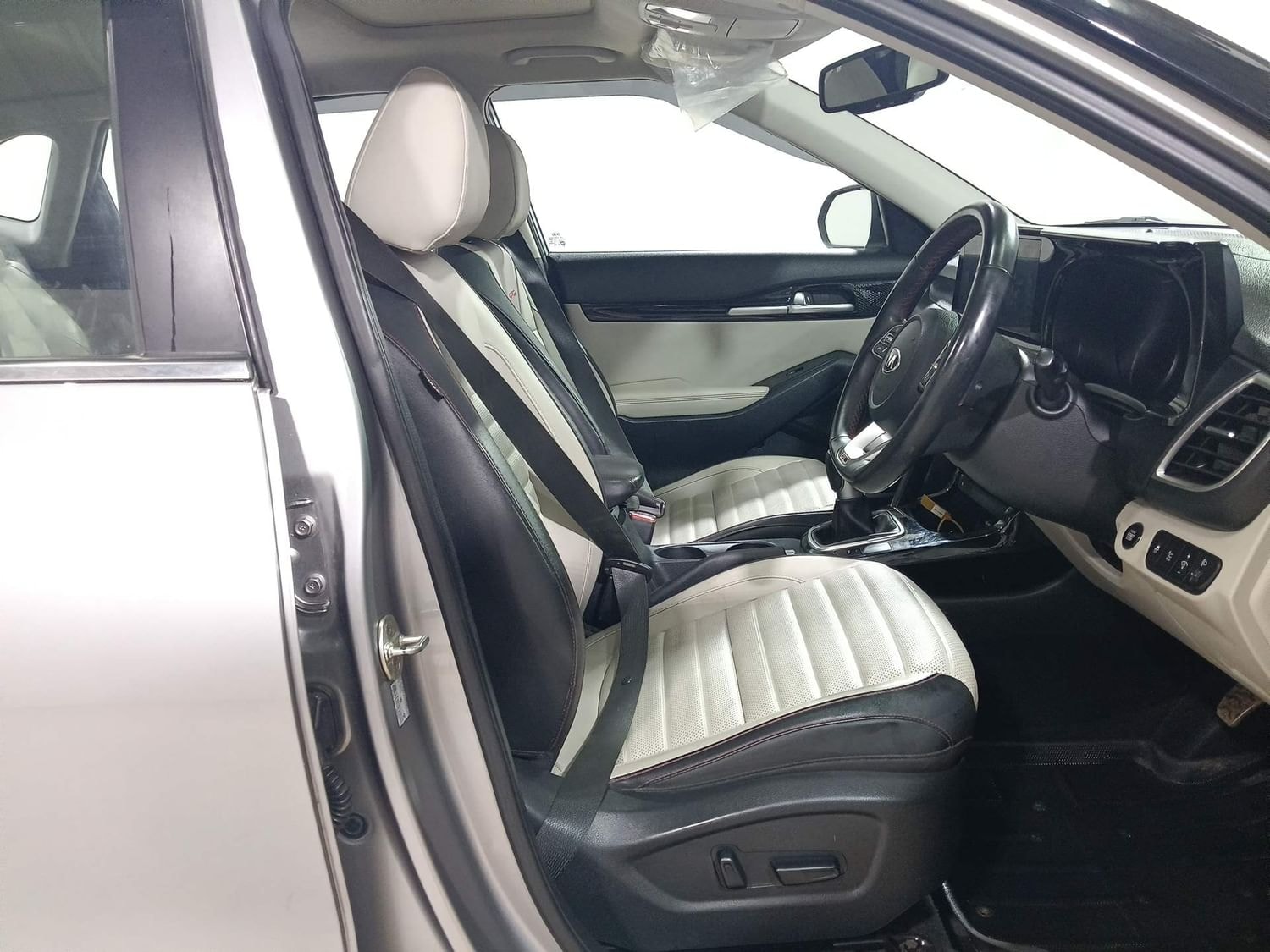 Seltos image 17 Seltos image 17