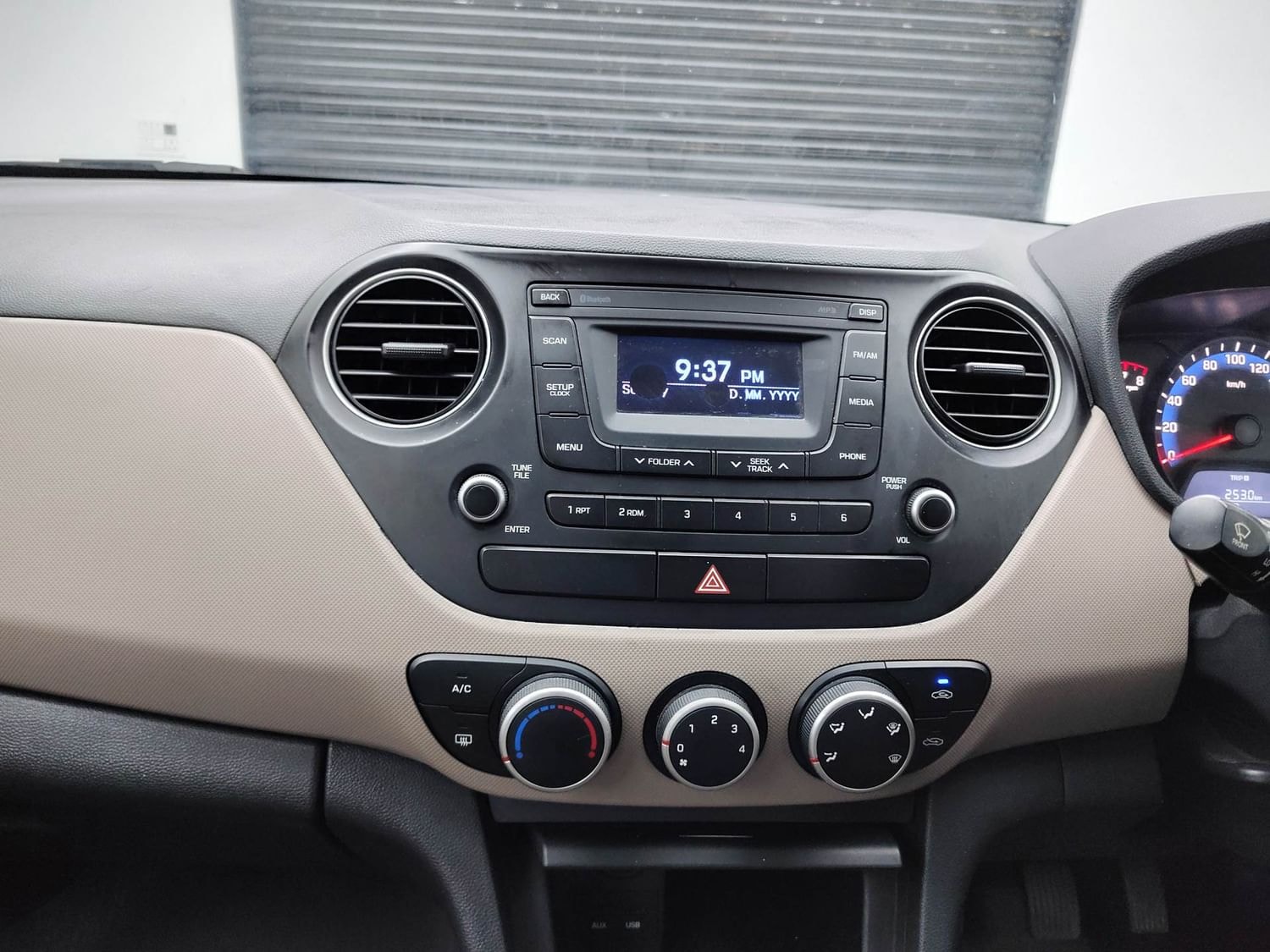 Xcent image 13 Xcent image 13