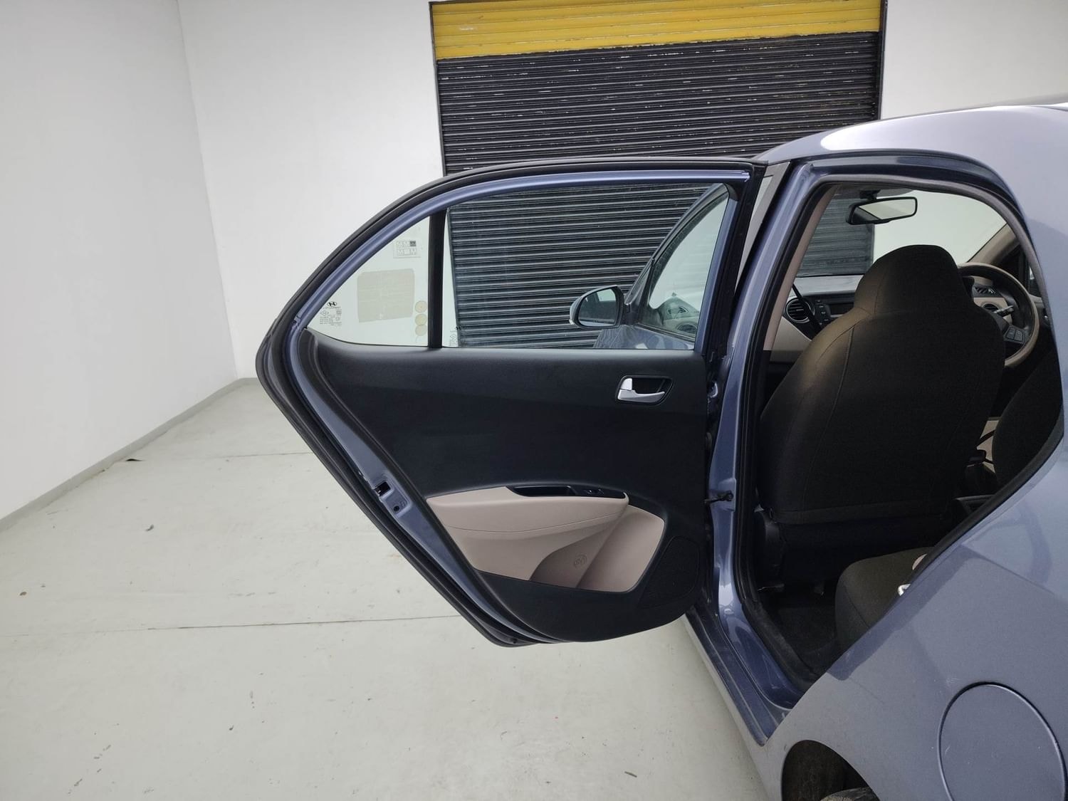 Xcent image 22 Xcent image 22