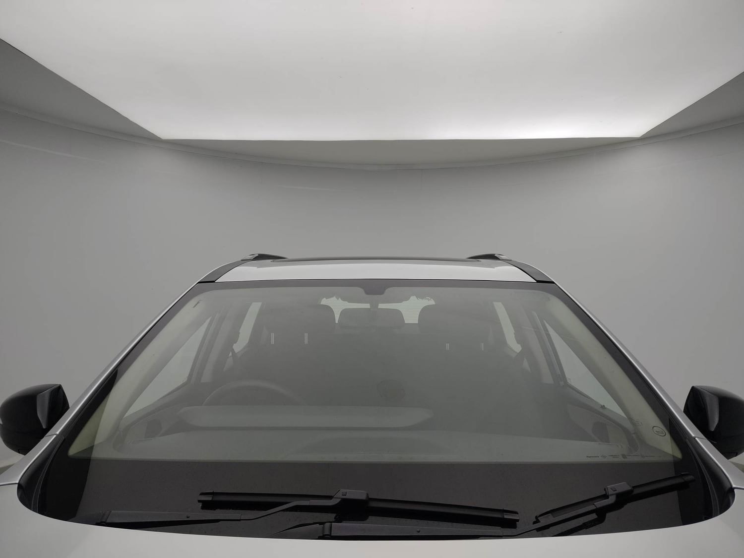 XUV700 image 9 XUV700 image 9