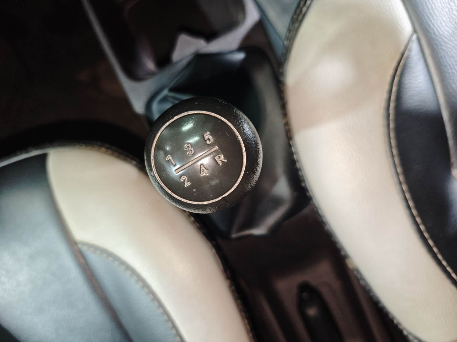 EON image 16 EON image 16