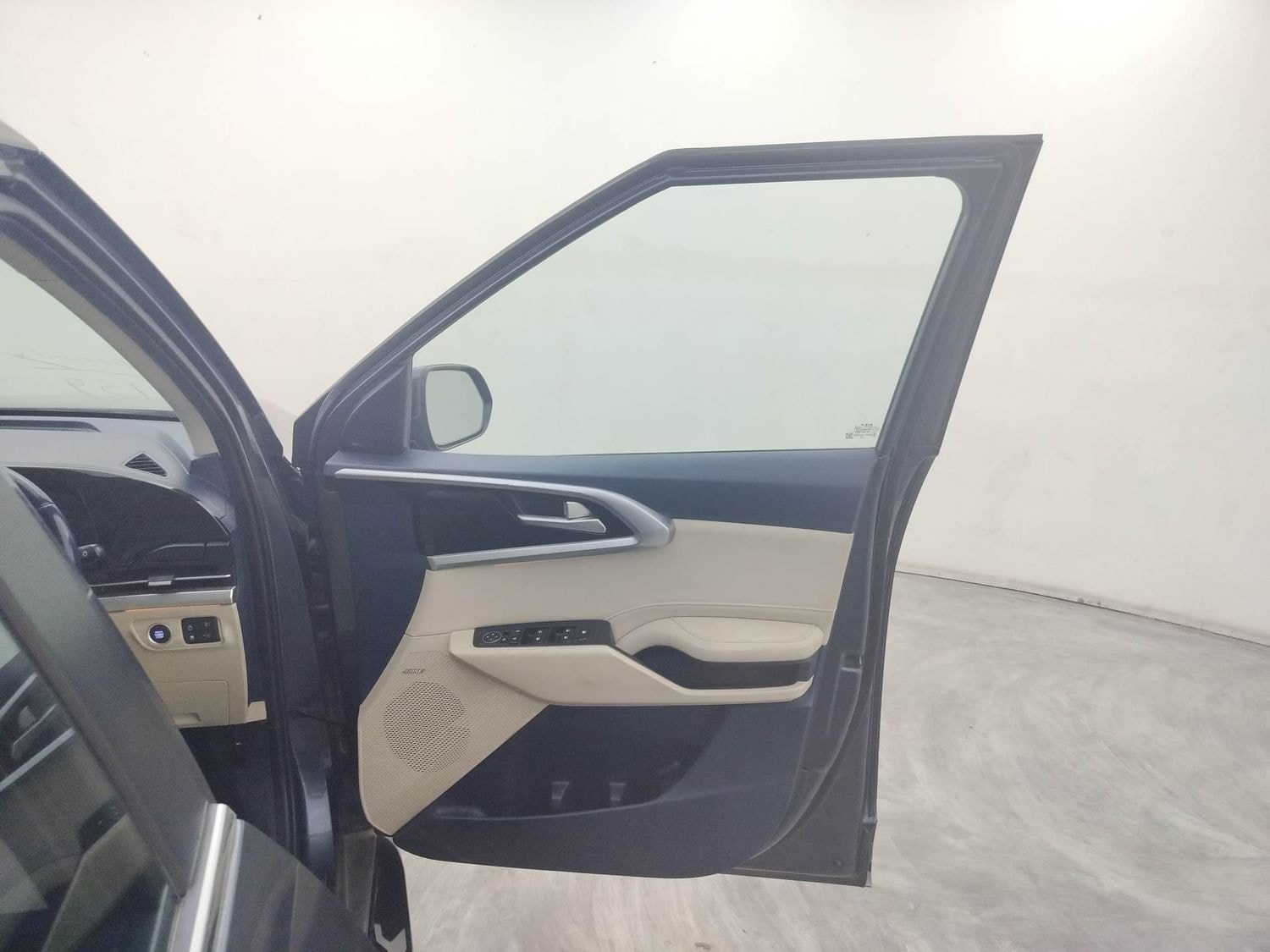 Used 2023 Kia Carens Used 2023 Kia Carens