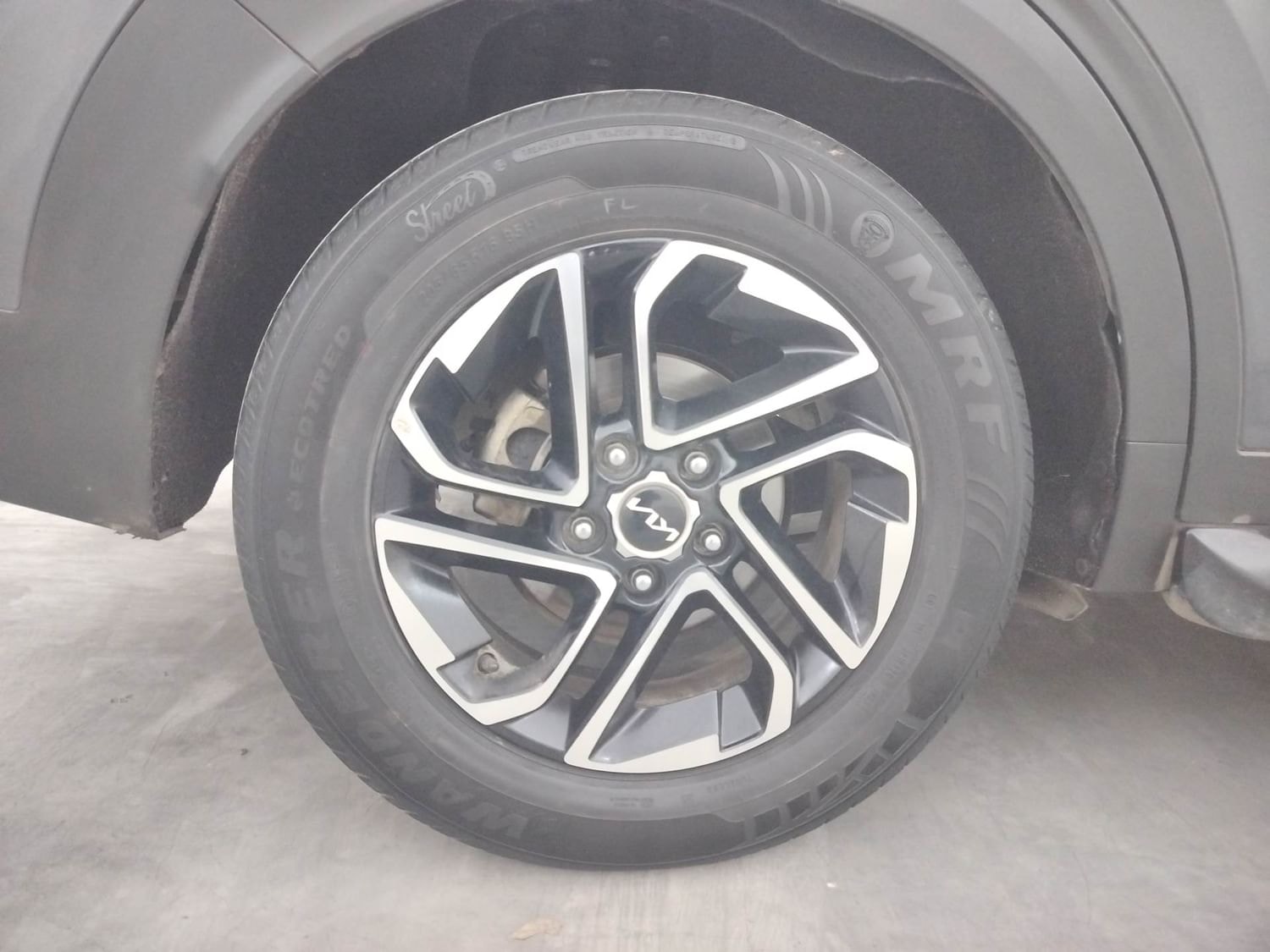 Used 2023 Kia Carens Used 2023 Kia Carens