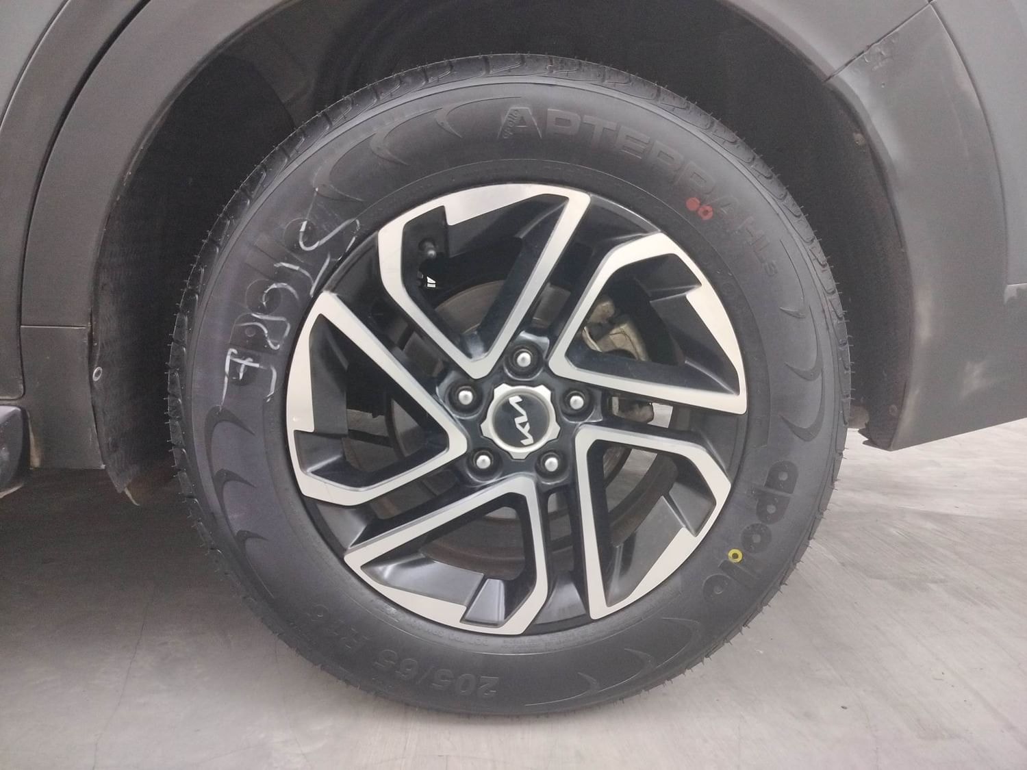 Used 2023 Kia Carens Used 2023 Kia Carens