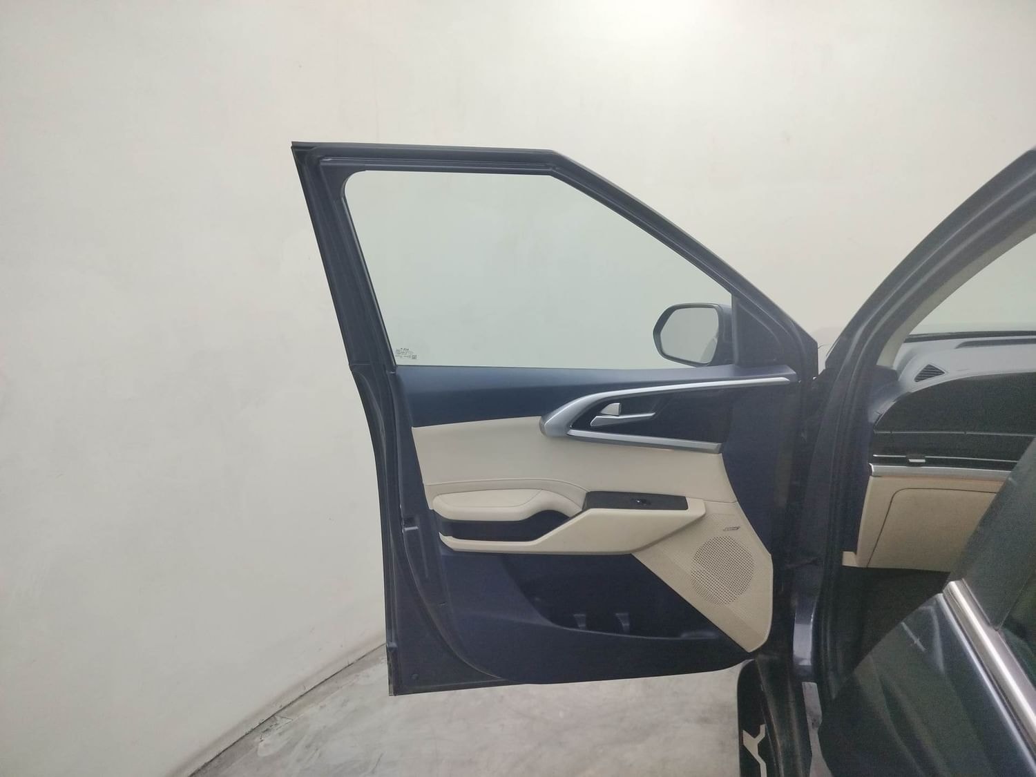 Used 2023 Kia Carens Used 2023 Kia Carens